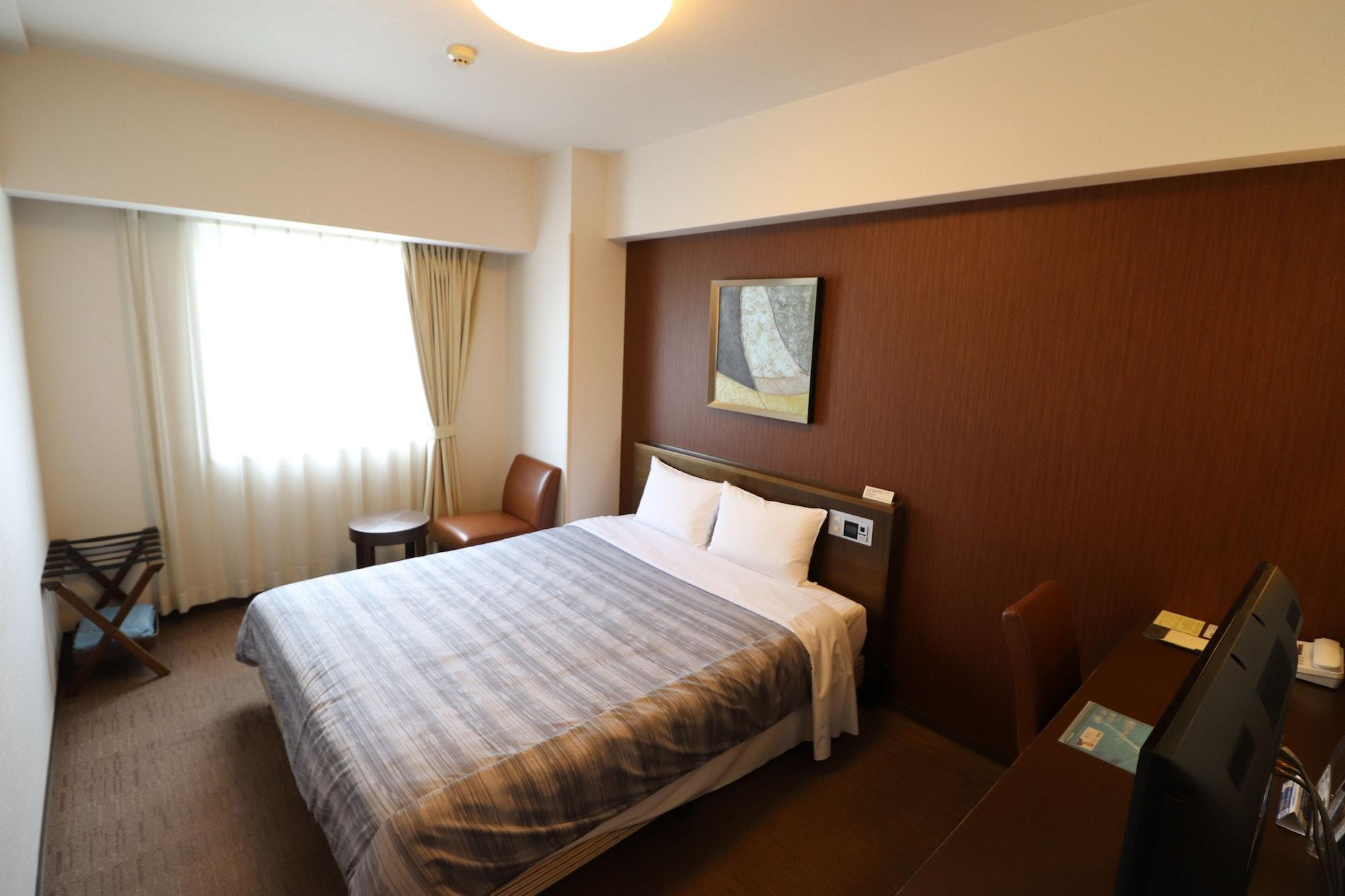 Hotel Route-Inn Chitose Ekimae Экстерьер фото