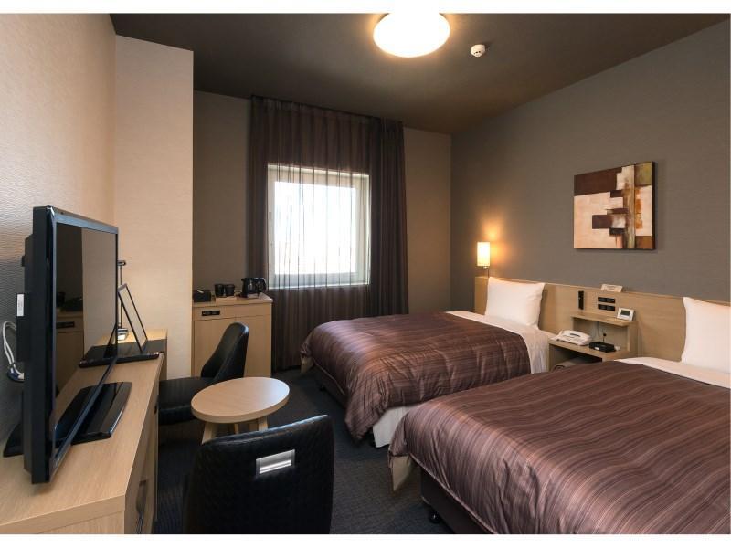 Hotel Route-Inn Chitose Ekimae Экстерьер фото